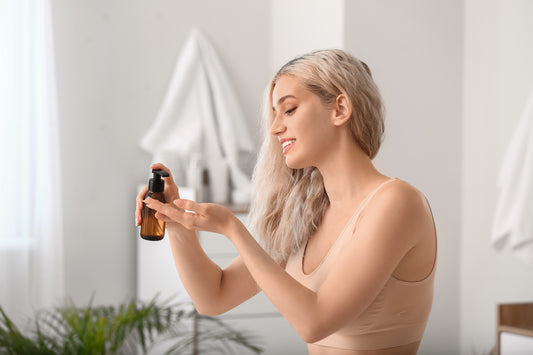 12 Best Essential Oils for Skin Elasticity and Skin Tightening