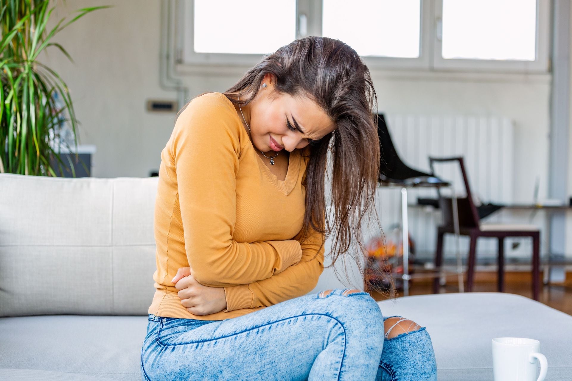 7 WAYS TO SETTLE AN UPSET STOMACH WITHOUT MEDICINE