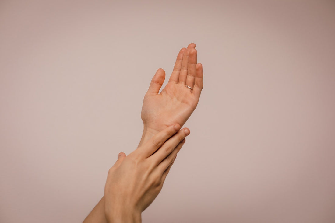 Does Alcohol in Hand Sanitizer Absorb into Skin?