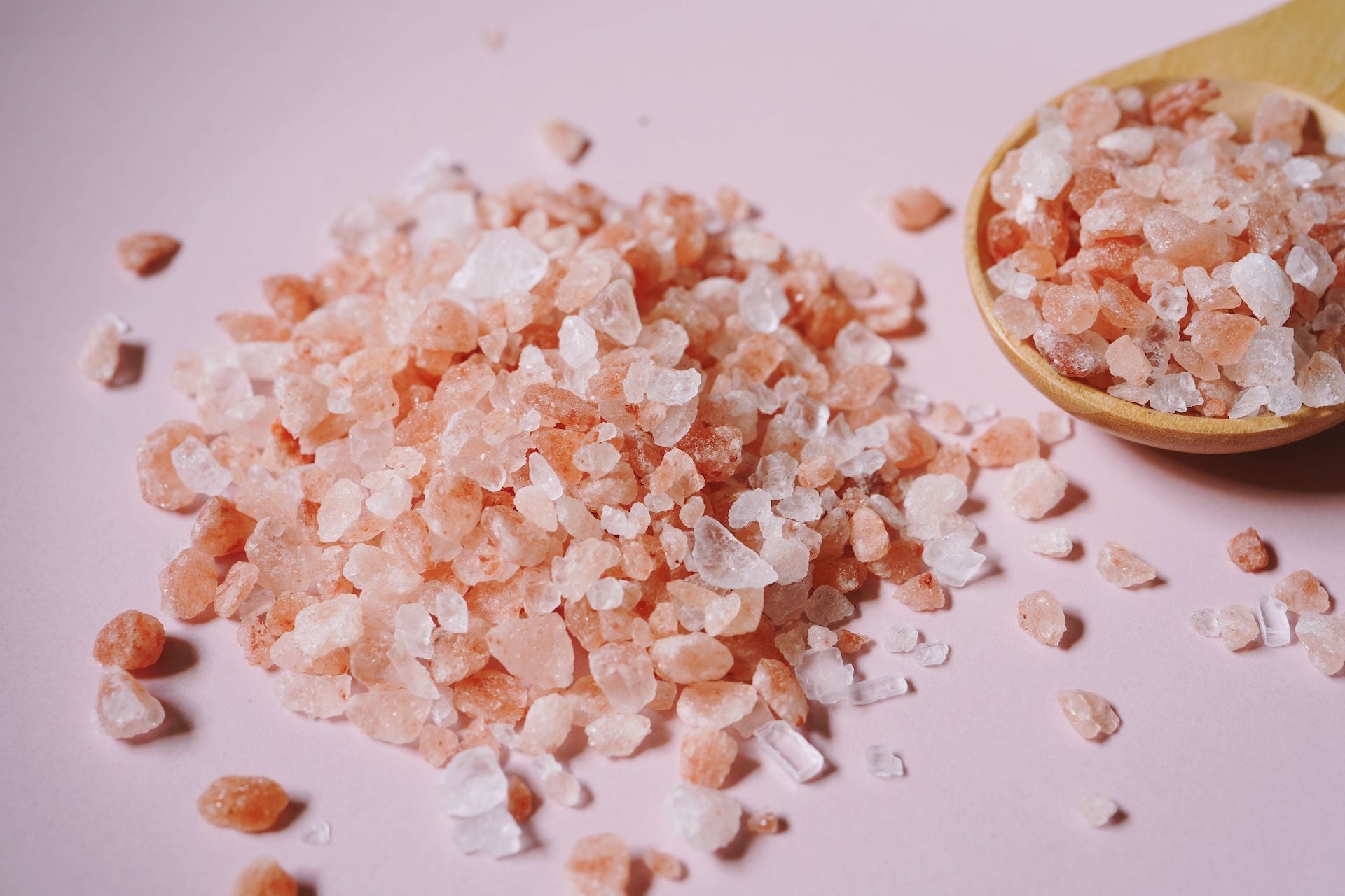 The Benefits of Inhaling Pink Himalayan Salt