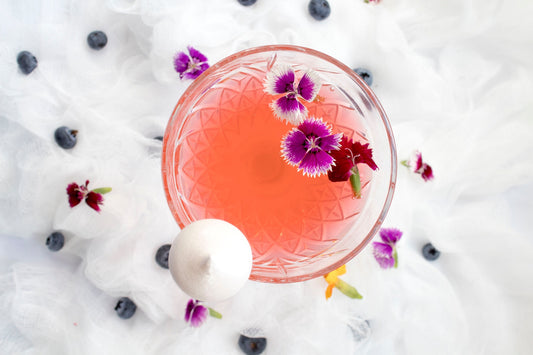 alcoholic cocktail that may cause a hangover treatable with essential oils